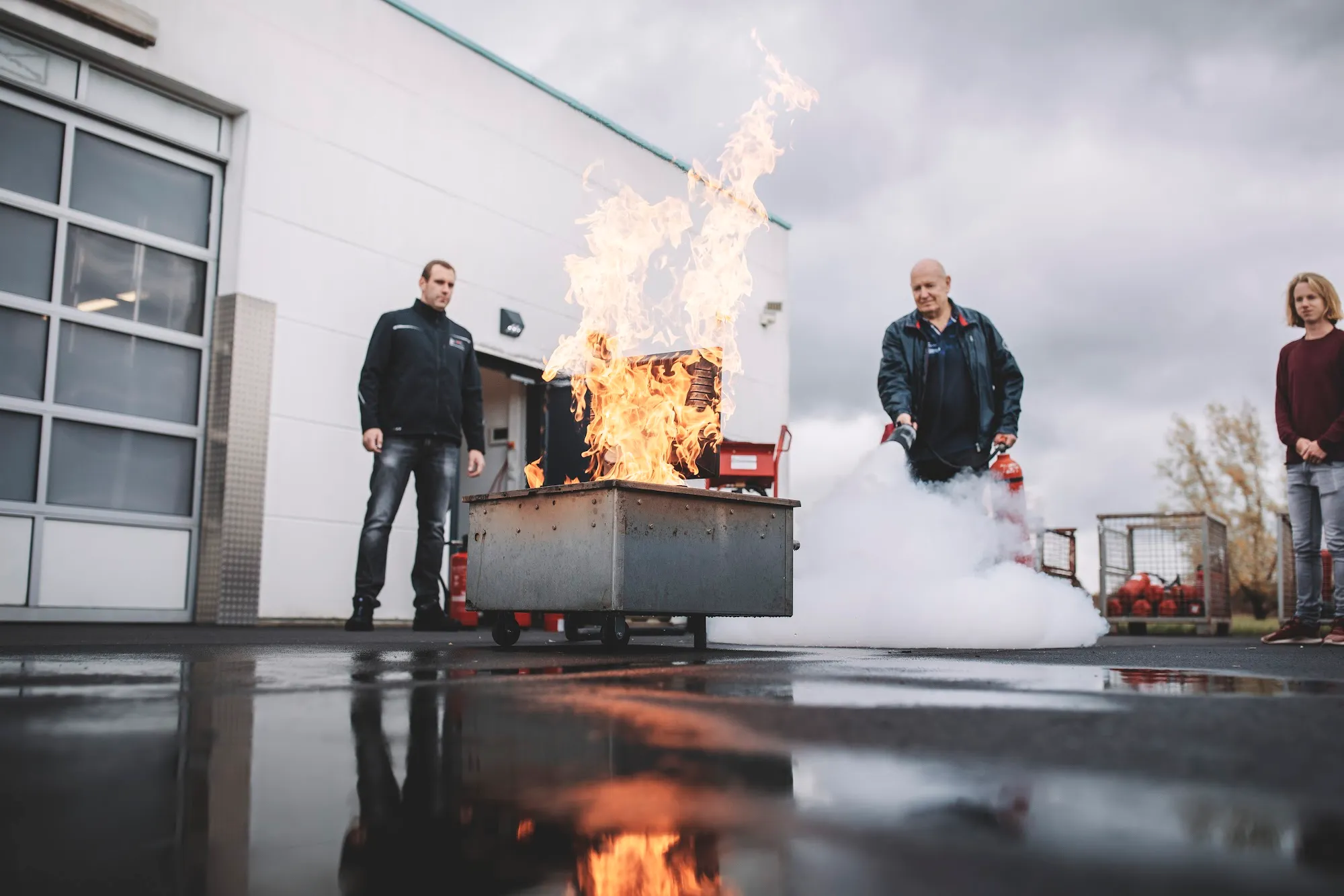 Brandschutz-Löschtraining bei Dörr Feuerschutz
